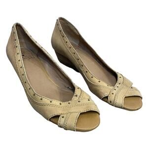 Lucky Brand Size 9.5 Leather Upper Tan Peep Toe Wedge Heel Slip On Shoes